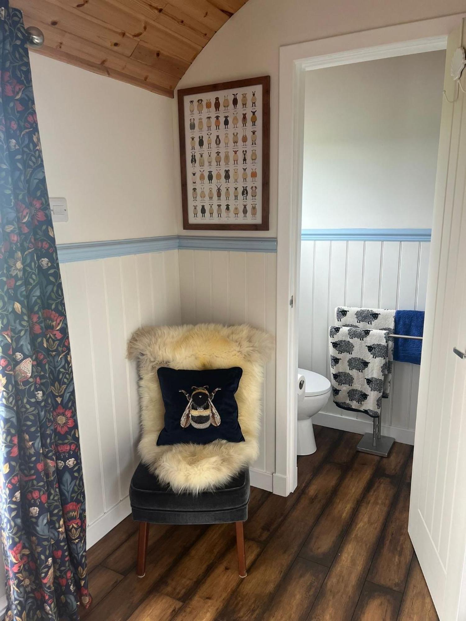 Wee Shepherds Hut Maybole Villa Esterno foto